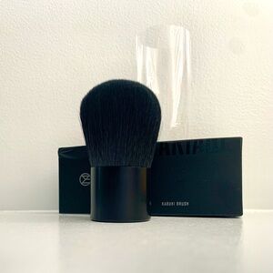 New in box, IL MAKIAGE Kabuki brush